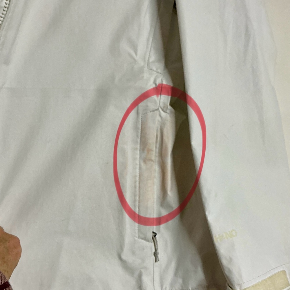 Patagonia women’s white torrent shell size M - Picture 4 of 7